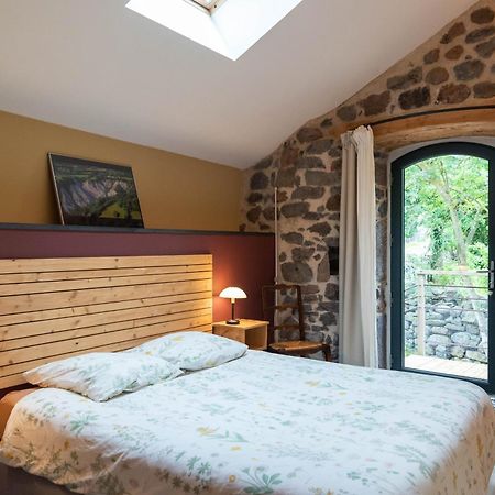 Les Balcons De La Terrasse Bed and Breakfast Arsac-en-Velay Exteriör bild